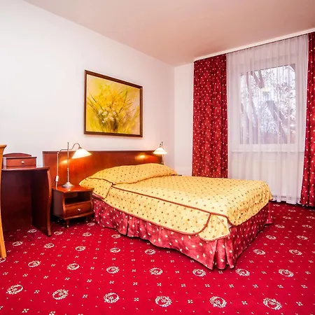 Apartmanhotel Etna 3*